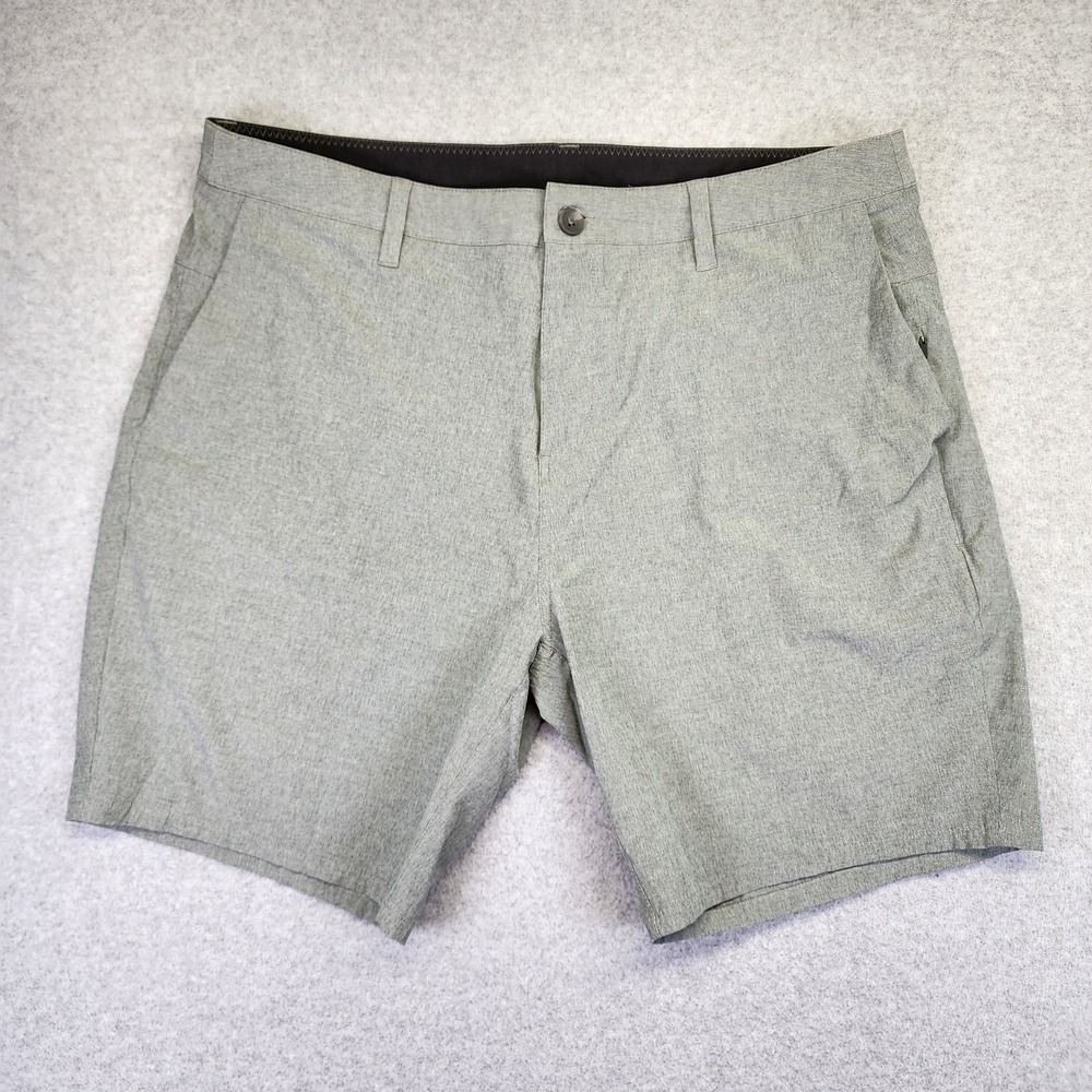 Vuori Aim Short Gray Mens Size 38 Performance Stretch Golf Casual Shorts